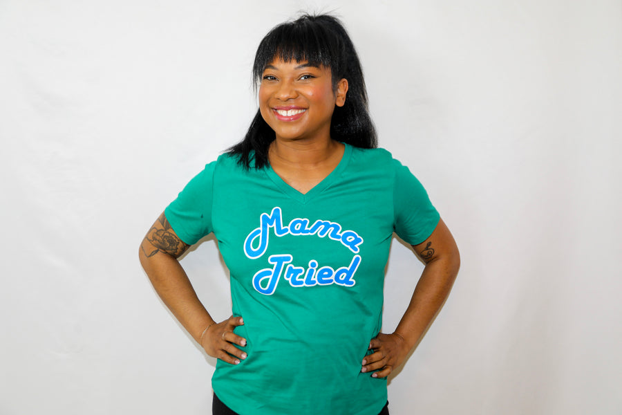 Mama Tried V-Neck - Kelly Green